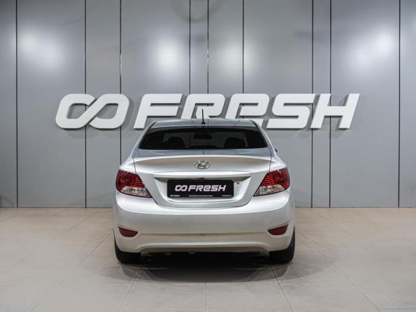 Hyundai Solaris I с пробегом 2011 года, цена 549 000 рублей, 230528 км, седан, Автокод Объявления