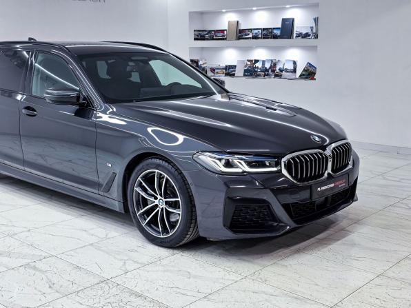 BMW 5 серии VII (G30/G31/G38) Рестайлинг с пробегом 2020 года, цена 4 275 000 рублей, 105668 км, универсал, Автокод Объявления