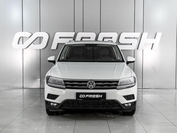 Volkswagen Tiguan II с пробегом 2018 года, цена 2 599 000 рублей, 109651 км, внедорожник, Автокод Объявления