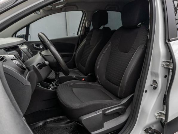Renault Kaptur I с пробегом 2017 года, цена 1 179 000 рублей, 215000 км, внедорожник, Автокод Объявления
