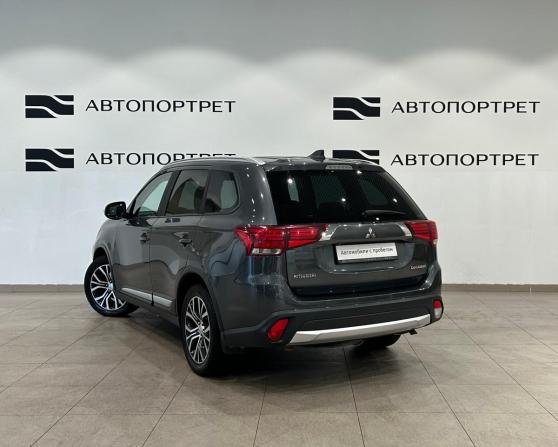 Mitsubishi Outlander III Рестайлинг 2 с пробегом 2017 года, цена 1 549 000 рублей, 189960 км, внедорожник, Автокод Объявления