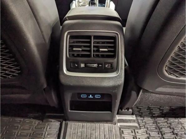 Geely Atlas Pro с пробегом 2022 года, цена 1 845 000 рублей, 81116 км, внедорожник, Автокод Объявления