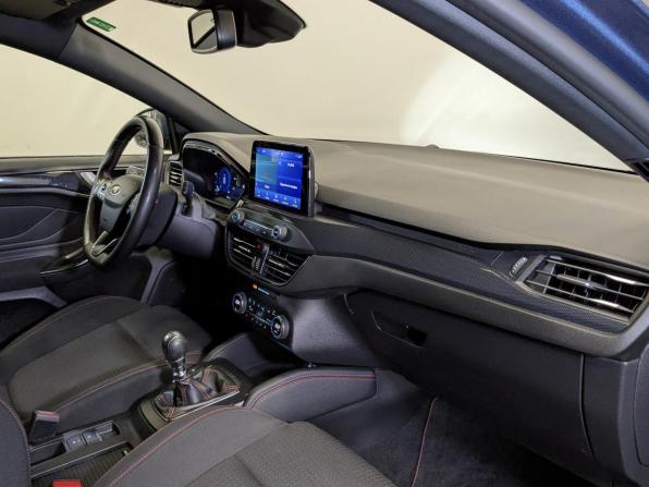 Ford Focus IV Рестайлинг с пробегом 2021 года, цена 1 700 000 рублей, 72750 км, универсал, Автокод Объявления