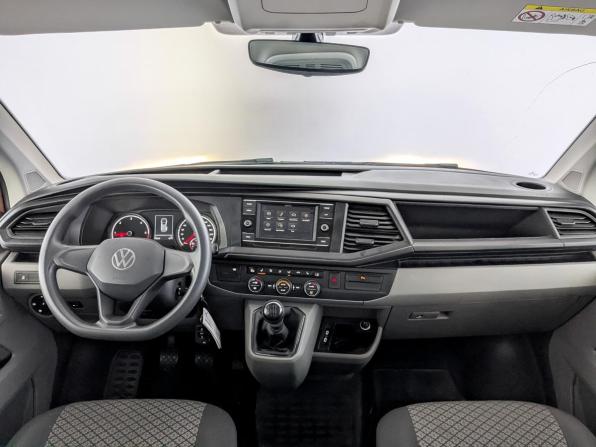 Volkswagen Caravelle T6 Рестайлинг с пробегом 2021 года, цена 4 320 000 рублей, 62925 км, минивэн, Автокод Объявления