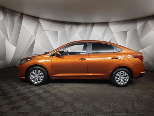 Hyundai Solaris II Рестайлинг с пробегом 2021 года, цена 1 219 000 рублей, 176104 км, седан, Автокод Объявления