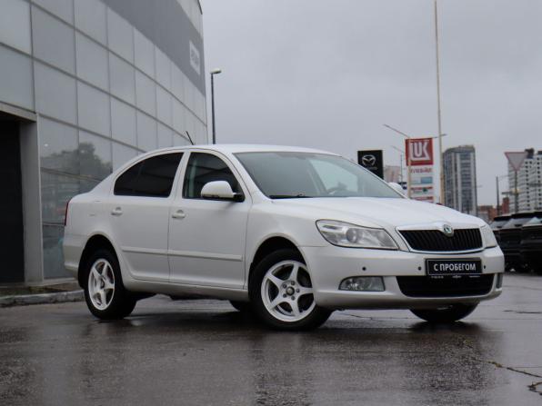 Skoda Octavia II (A5) Рестайлинг с пробегом 2011 года, цена 750 000 рублей, 207561 км, лифтбек, Автокод Объявления