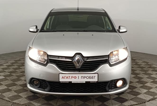 Renault Sandero II с пробегом 2015 года, цена 915 000 рублей, 100837 км, хэтчбек, Автокод Объявления