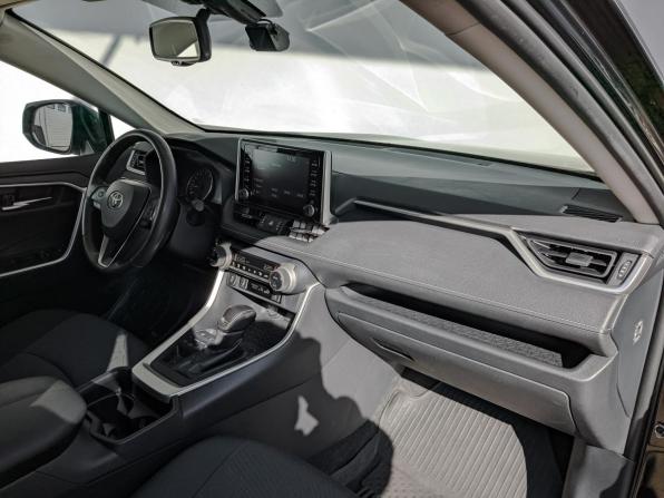Toyota RAV4 V (XA50) с пробегом 2021 года, цена 3 795 000 рублей, 87087 км, внедорожник, Автокод Объявления