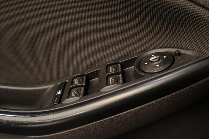Ford Focus III с пробегом 2014 года, цена 929 000 рублей, 259000 км, хэтчбек, Автокод Объявления