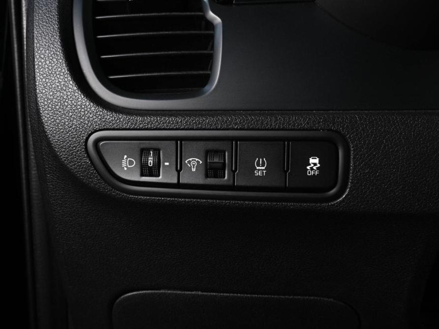 Kia Rio IV Ростов-на-Дону  - изображение 19