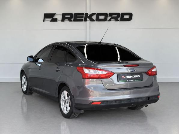 Ford Focus III с пробегом 2012 года, цена 689 000 рублей, 140308 км, седан, Автокод Объявления