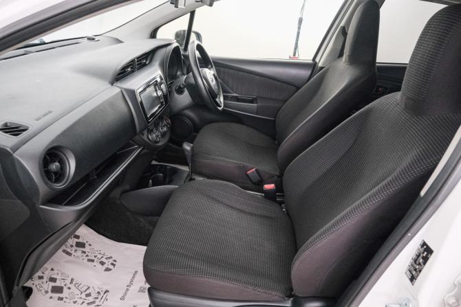 Toyota Vitz III (XP130) Рестайлинг 2 с пробегом 2017 года, цена 899 000 рублей, 199923 км, хэтчбек, Автокод Объявления