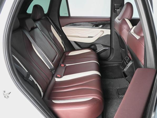 Geely Monjaro I с пробегом 2023 года, цена 3 225 000 рублей, 44146 км, внедорожник, Автокод Объявления