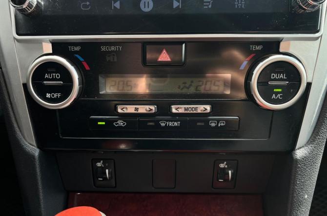 Toyota Camry VII (XV50) с пробегом 2014 года, цена 1 550 000 рублей, 292026 км, седан, Автокод Объявления