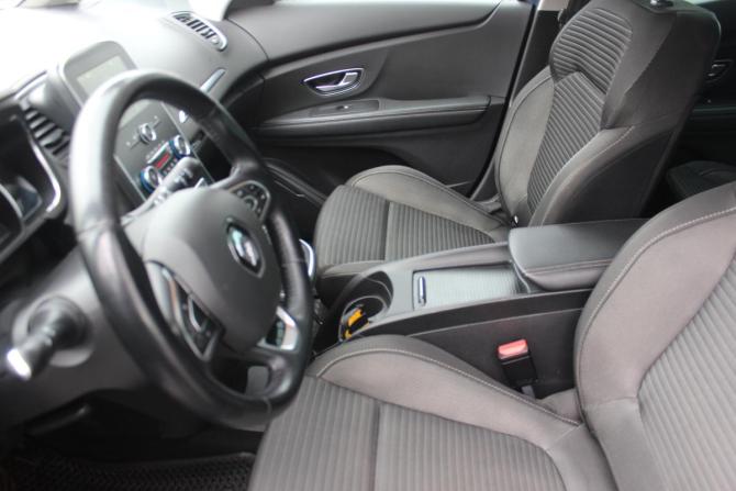 Renault Scenic IV с пробегом 2018 года, цена 1 457 000 рублей, 192924 км, минивэн, Автокод Объявления