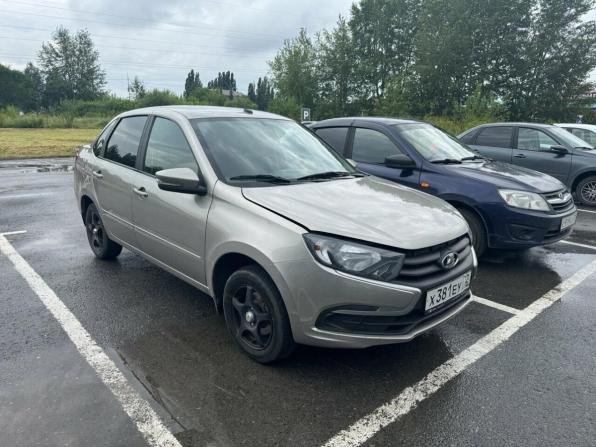 Lada (ВАЗ) Granta I Рестайлинг с пробегом 2022 года, цена 649 000 рублей, 56000 км, седан, Автокод Объявления