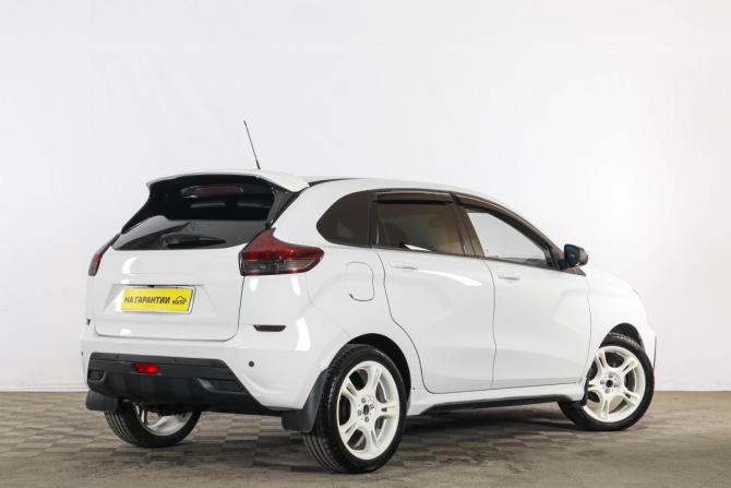 Lada (ВАЗ) XRAY I с пробегом 2019 года, цена 1 079 000 рублей, 131000 км, хэтчбек, Автокод Объявления