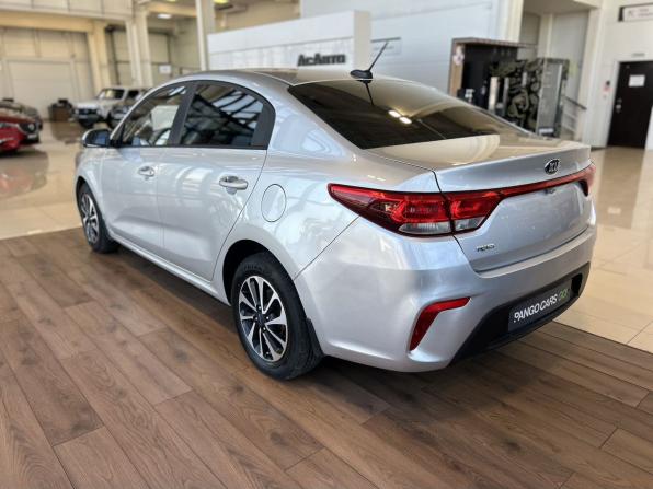Kia Rio IV с пробегом 2018 года, цена 1 079 000 рублей, 195190 км, седан, Автокод Объявления