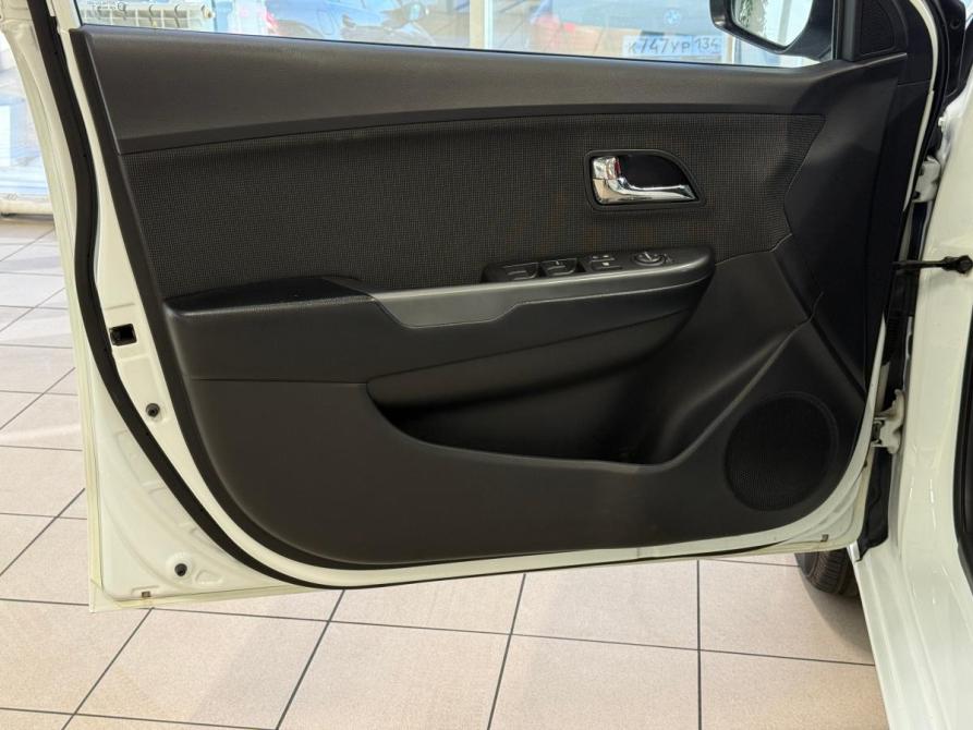 Kia Rio III Волгоград  - изображение 14