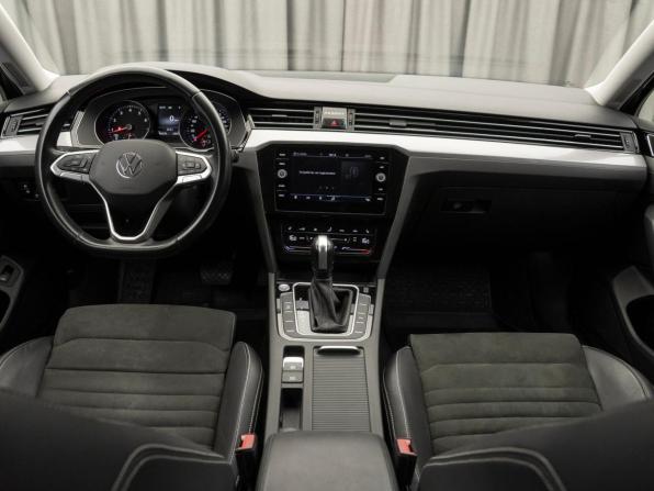 Volkswagen Passat B8 Рестайлинг с пробегом 2021 года, цена 2 450 000 рублей, 102773 км, седан, Автокод Объявления