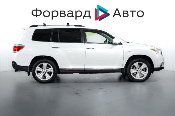 Toyota Highlander II (XU40) Рестайлинг с пробегом 2013 года, цена 1 990 000 рублей, 207000 км, внедорожник, Автокод Объявления