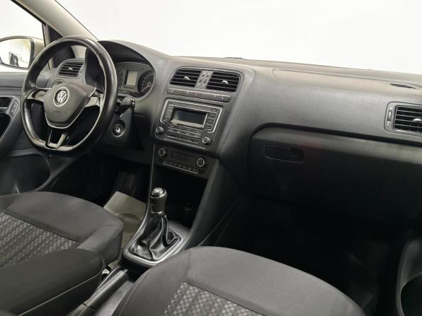 Volkswagen Polo V Рестайлинг с пробегом 2016 года, цена 1 045 000 рублей, 157552 км, седан, Автокод Объявления