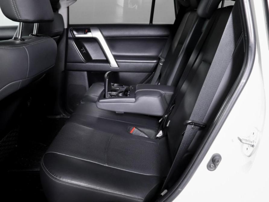 Toyota Land Cruiser Prado 150 Series Рестайлинг 2 Москва  - изображение 10