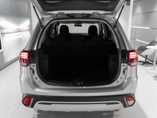 Mitsubishi Outlander III Рестайлинг 3 с пробегом 2021 года, цена 2 645 000 рублей, 47360 км, внедорожник, Автокод Объявления