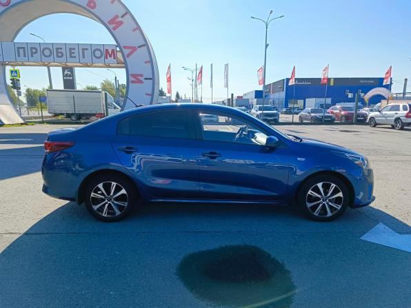 Kia Rio IV Рестайлинг с пробегом 2021 года, цена 1 679 995 рублей, 74521 км, седан, Автокод Объявления