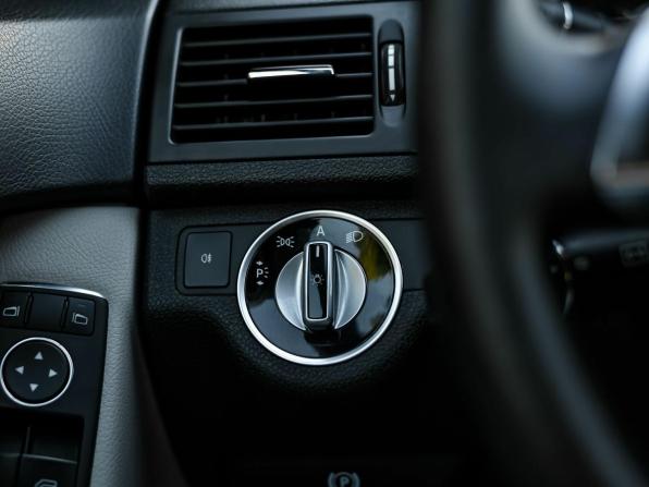 Mercedes-Benz C-Класс III (W204) с пробегом 2011 года, цена 979 000 рублей, 263964 км, седан, Автокод Объявления