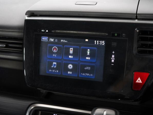 Honda Stepwgn V с пробегом 2016 года, цена 1 750 500 рублей, 151105 км, минивэн, Автокод Объявления
