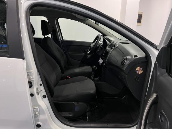 Renault Logan II Рестайлинг с пробегом 2020 года, цена 1 050 000 рублей, 82714 км, седан, Автокод Объявления