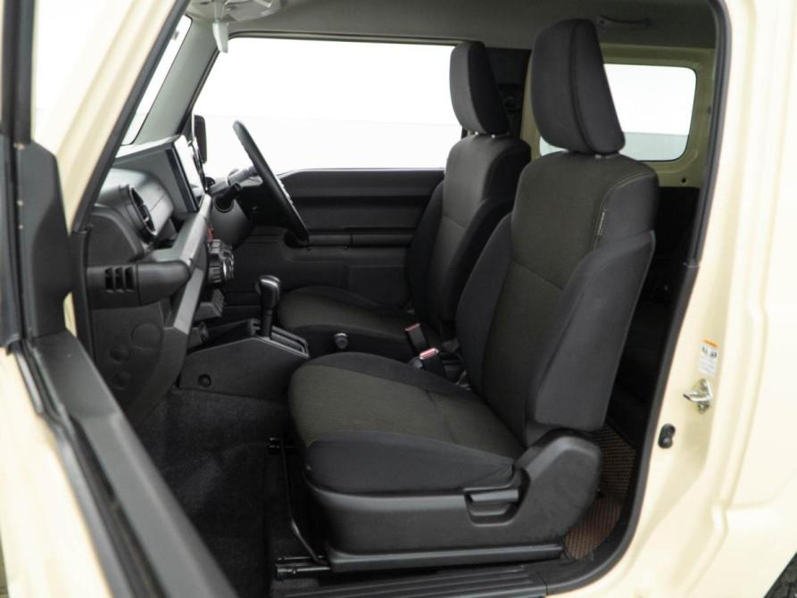 Suzuki Jimny IV Москва  - изображение 10