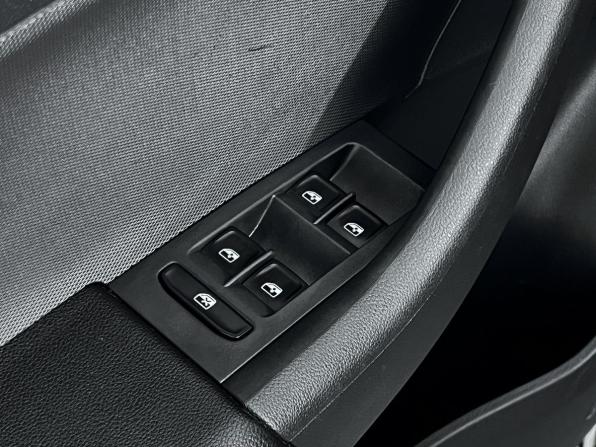 Skoda Rapid I Рестайлинг с пробегом 2019 года, цена 1 585 000 рублей, 85444 км, лифтбек, Автокод Объявления
