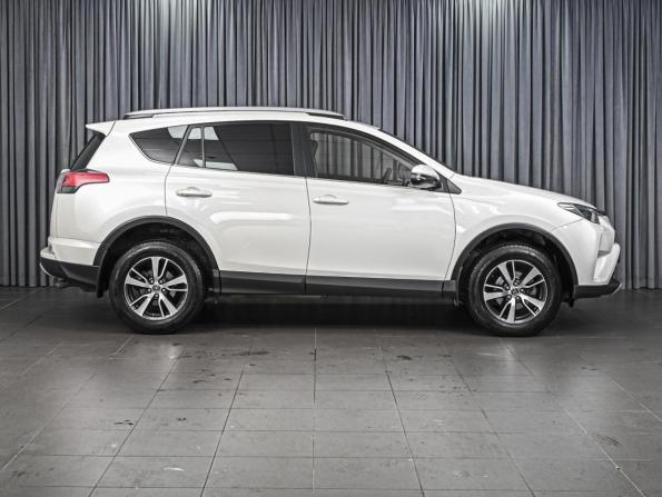Toyota RAV4 IV (XA40) Рестайлинг с пробегом 2016 года, цена 2 379 000 рублей, 86625 км, внедорожник, Автокод Объявления