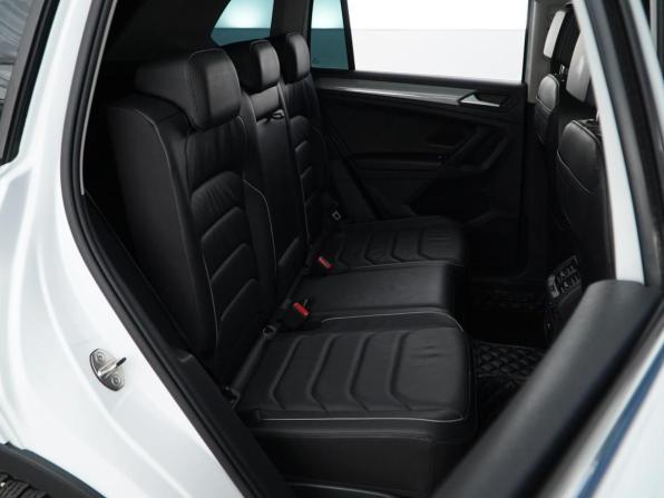 Volkswagen Tiguan II Рестайлинг с пробегом 2021 года, цена 2 550 000 рублей, 235208 км, внедорожник, Автокод Объявления