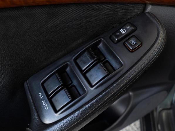 Toyota Avensis II Рестайлинг с пробегом 2006 года, цена 675 000 рублей, 411731 км, седан, Автокод Объявления