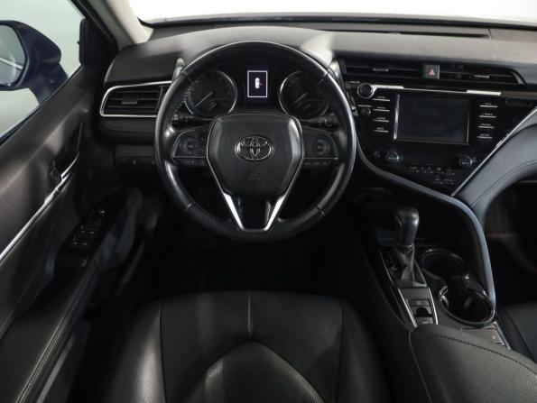 Toyota Camry VIII (XV70) с пробегом 2019 года, цена 2 549 000 рублей, 63690 км, седан, Автокод Объявления