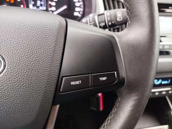 Hyundai Creta I Рестайлинг с пробегом 2021 года, цена 1 985 000 рублей, 62264 км, внедорожник, Автокод Объявления