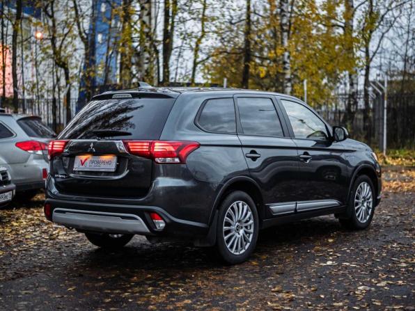 Mitsubishi Outlander III Рестайлинг 3 с пробегом 2021 года, цена 2 420 000 рублей, 60756 км, внедорожник, Автокод Объявления