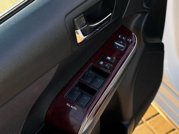 Toyota Camry VII (XV50) с пробегом 2013 года, цена 1 199 000 рублей, 260181 км, седан, Автокод Объявления