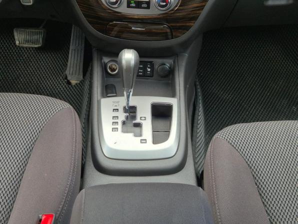 Hyundai Santa Fe II Рестайлинг с пробегом 2011 года, цена 1 150 000 рублей, 246508 км, внедорожник, Автокод Объявления