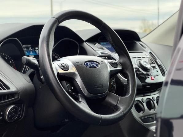 Ford Focus III с пробегом 2011 года, цена 930 000 рублей, 135939 км, седан, Автокод Объявления