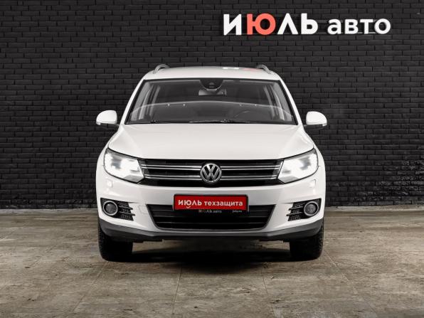 Volkswagen Tiguan I Рестайлинг с пробегом 2015 года, цена 1 570 000 рублей, 228139 км, внедорожник, Автокод Объявления
