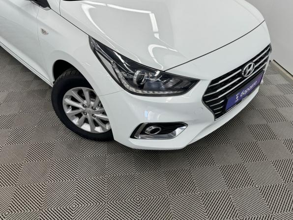Hyundai Solaris II с пробегом 2017 года, цена 1 200 000 рублей, 96615 км, седан, Автокод Объявления