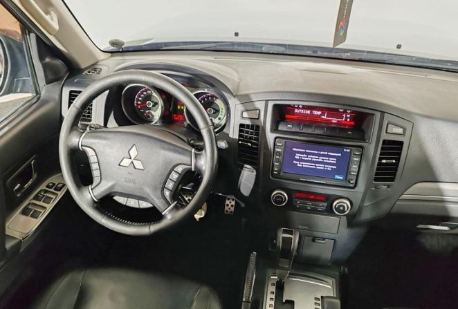 Mitsubishi Pajero IV Рестайлинг 1 с пробегом 2012 года, цена 1 950 000 рублей, 295126 км, внедорожник, Автокод Объявления