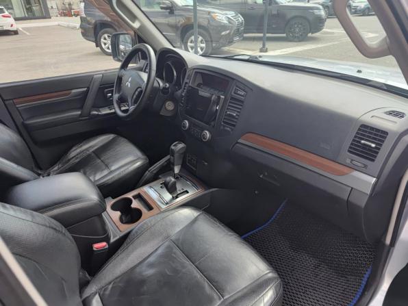 Mitsubishi Pajero IV с пробегом 2008 года, цена 1 260 000 рублей, 311145 км, внедорожник, Автокод Объявления