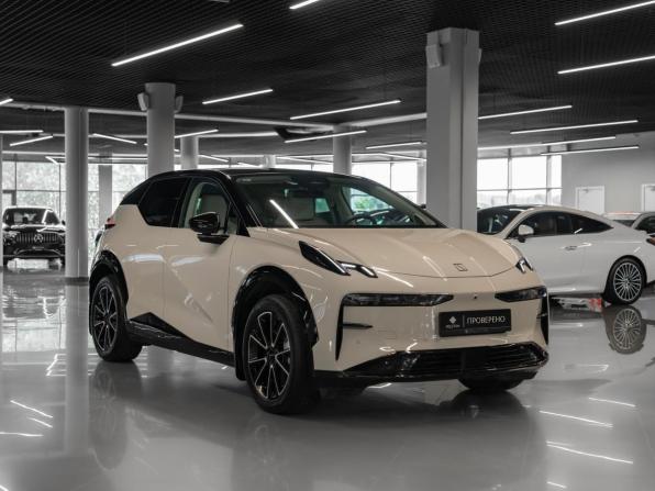 Zeekr X I с пробегом 2023 года, цена 4 240 000 рублей, 39259 км, внедорожник, Автокод Объявления
