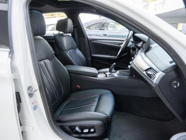 BMW 5 серии VII (G30/G31/G38) Рестайлинг с пробегом 2022 года, цена 5 200 000 рублей, 23536 км, седан, Автокод Объявления