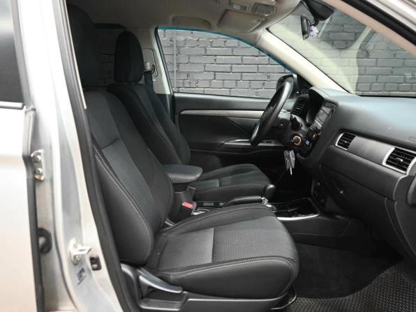 Mitsubishi Outlander III Рестайлинг 2 с пробегом 2017 года, цена 1 930 000 рублей, 89185 км, внедорожник, Автокод Объявления